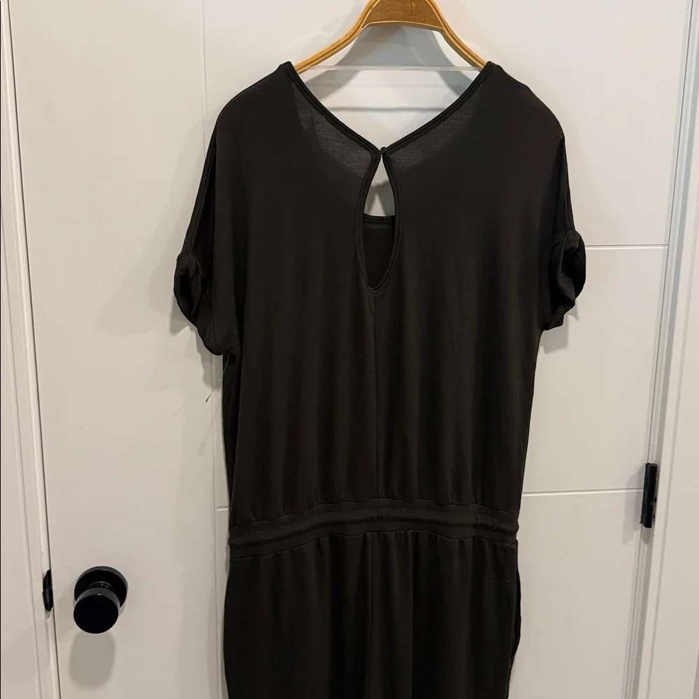 Hybo Women's Jumpsuit size medium NWT - Picture 6 of 8